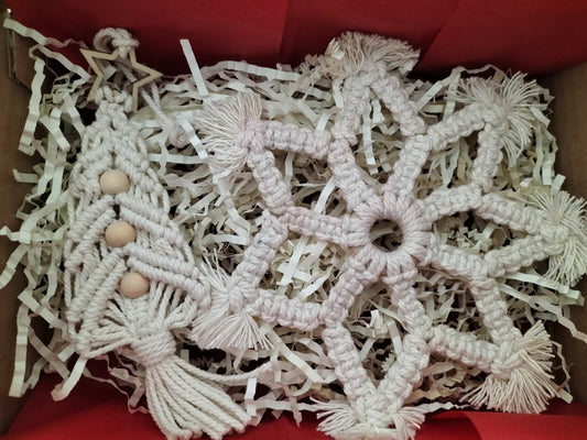Lot de 2 ornements de Noël en macramé