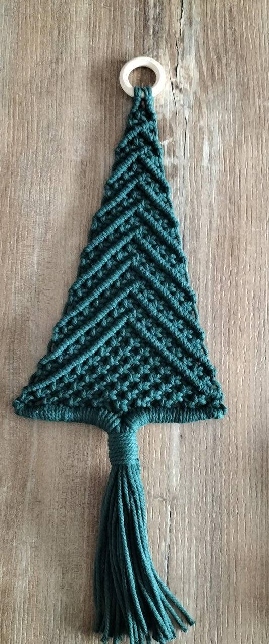 Sapin de Noël en macramé