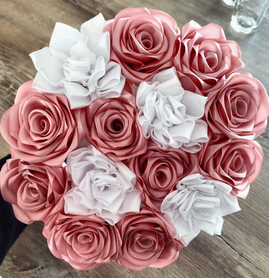 Bouquet de fleurs bicolore